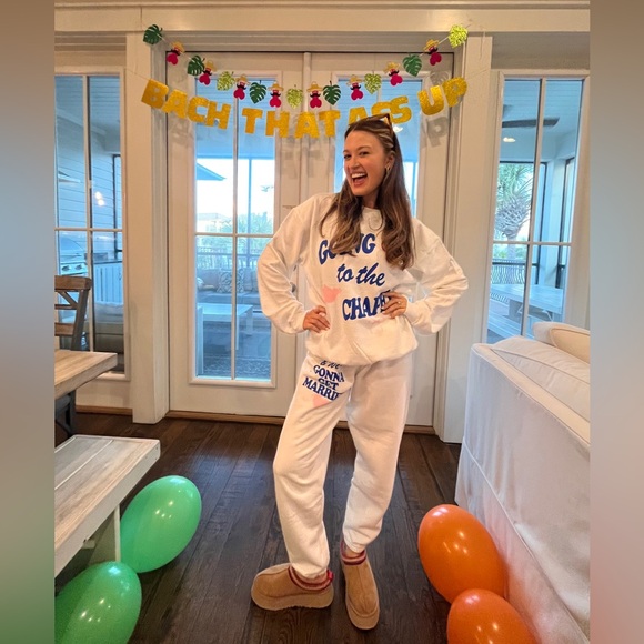 “Going To The Chapel” set from Riff Raff - Picture 4 of 7